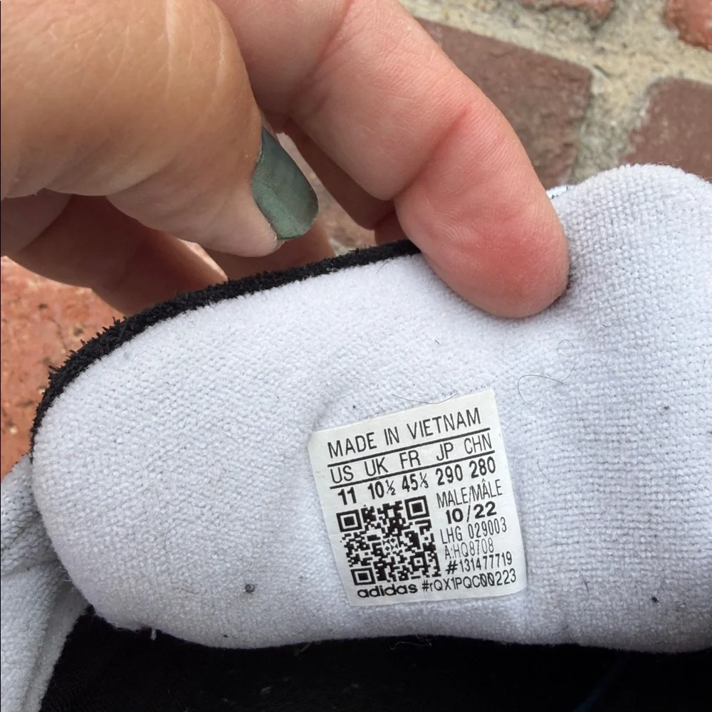 adidas Originals Campus sneakers in black and white. Men size 11 - Picture 12 of 15